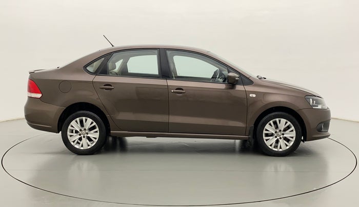 2014 Volkswagen Vento HIGHLINE PETROL AT, Petrol, Automatic, 38,782 km, Right Side View