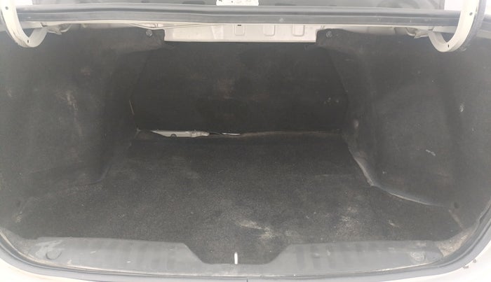 2018 Maruti Ciaz ALPHA  AT 1.4  PETROL, Petrol, Automatic, 1,15,682 km, Boot Inside