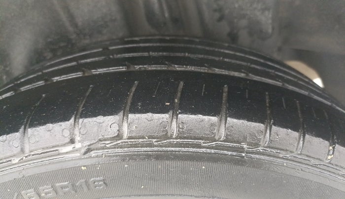 2018 Maruti Ciaz ALPHA  AT 1.4  PETROL, Petrol, Automatic, 1,15,682 km, Left Rear Tyre Tread