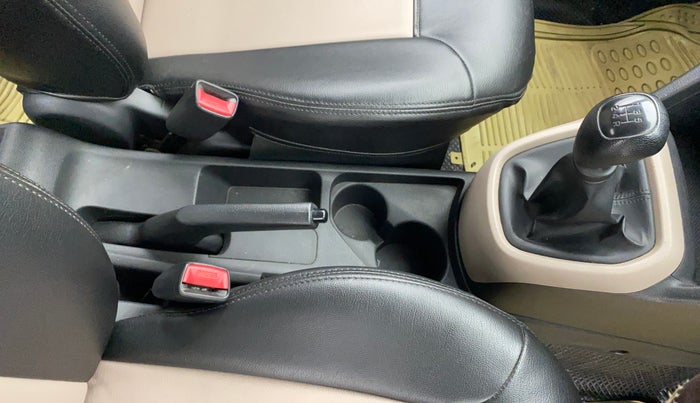 2016 Hyundai Grand i10 MAGNA 1.2 KAPPA VTVT, Petrol, Manual, 67,303 km, Gear Lever