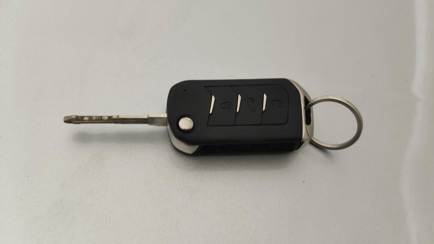 2018 Mahindra MARAZZO M2 7STR, Diesel, Manual, 85,222 km, Key Close Up