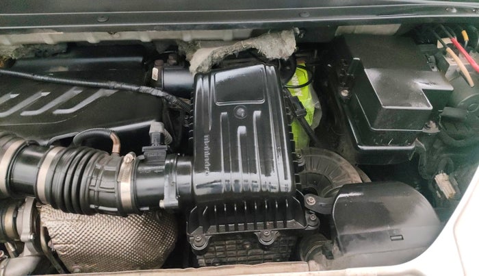 2018 Mahindra MARAZZO M2 7STR, Diesel, Manual, 85,222 km, Engine View - Left