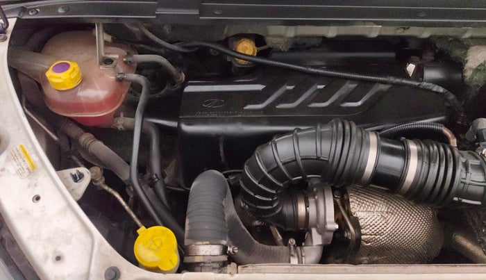 2018 Mahindra MARAZZO M2 7STR, Diesel, Manual, 85,222 km, Engine View - Right