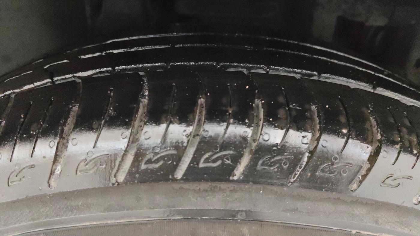 2018 Mahindra MARAZZO M2 7STR, Diesel, Manual, 85,222 km, Right Front Tyre Tread