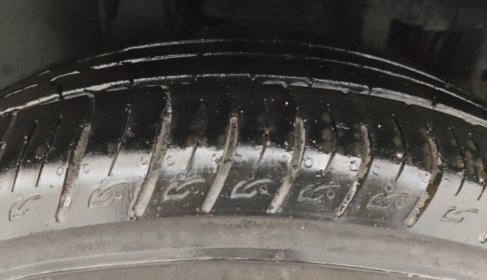 2018 Mahindra MARAZZO M2 7STR, Diesel, Manual, 85,222 km, Right Front Tyre Tread