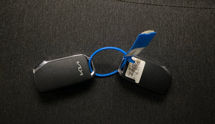 2024 KIA SONET HTK PLUS 1.0 TURBO PETROL IMT, Petrol, Manual, 1,808 km, Key Close Up