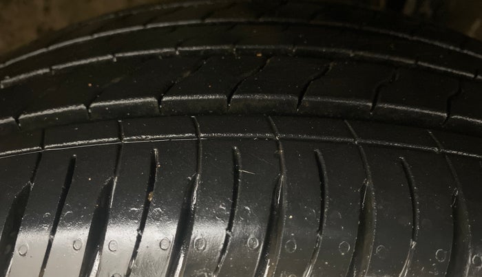 2024 KIA SONET HTK PLUS 1.0 TURBO PETROL IMT, Petrol, Manual, 1,808 km, Right Front Tyre Tread