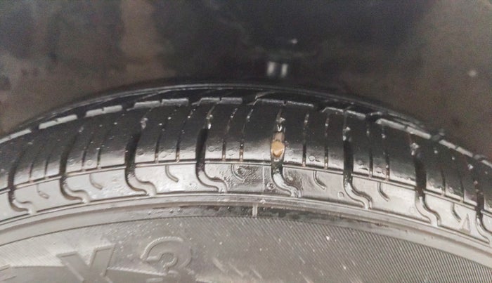 2018 Maruti Celerio VXI AMT, Petrol, Automatic, 31,392 km, Left Front Tyre Tread