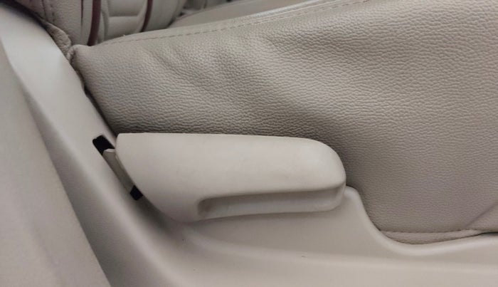 2018 Maruti Celerio VXI AMT, Petrol, Automatic, 31,392 km, Driver Side Adjustment Panel