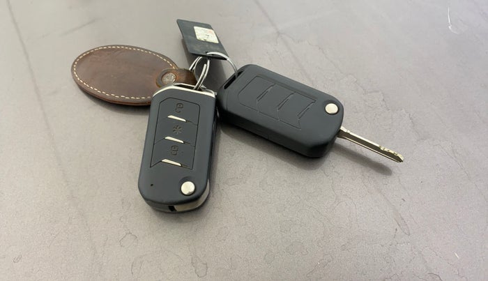 2022 Mahindra Bolero B6 (O), Diesel, Manual, 53,843 km, Key Close Up