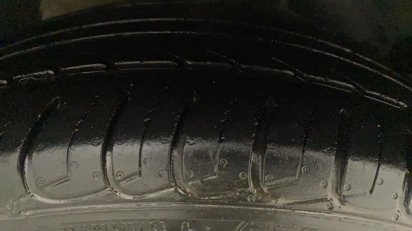 2016 Ford Ecosport TITANIUM 1.5L PETROL AT, Petrol, Automatic, 73,952 km, Right Rear Tyre Tread