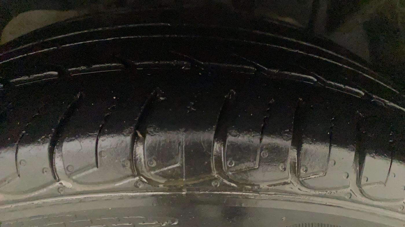 2016 Ford Ecosport TITANIUM 1.5L PETROL AT, Petrol, Automatic, 73,952 km, Right Front Tyre Tread