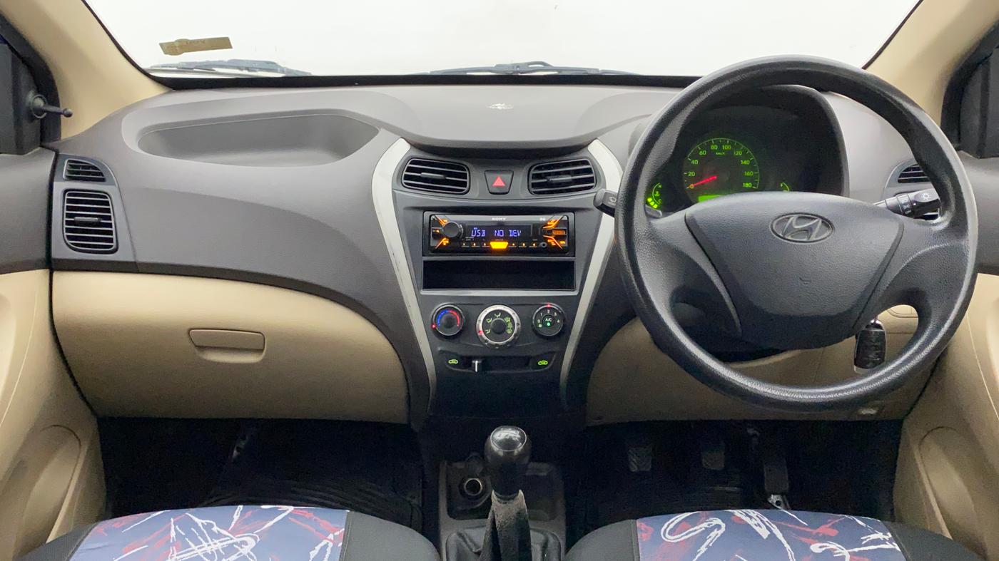 2017 Hyundai Eon ERA +, Petrol, Manual, 90,880 km, Dashboard
