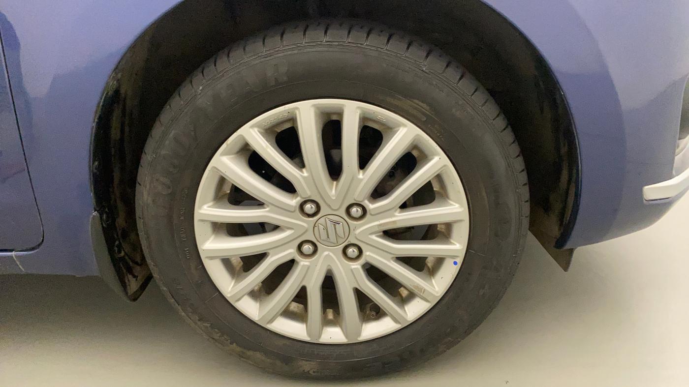 2017 Maruti Dzire ZXI AMT, Petrol, Automatic, 78,482 km, Right Front Wheel