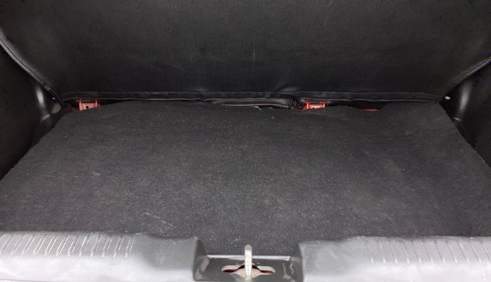 2018 Maruti Swift VXI AMT, Petrol, Automatic, 78,198 km, Boot Inside