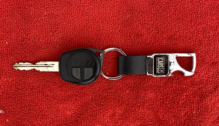 2018 Maruti Swift VXI AMT, Petrol, Automatic, 78,198 km, Key Close Up