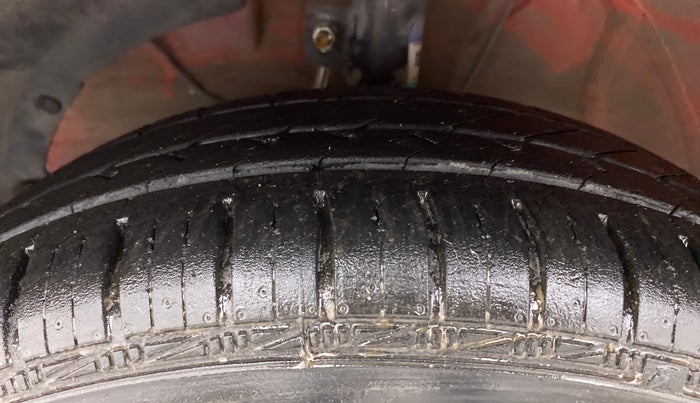 2018 Maruti Swift VXI AMT, Petrol, Automatic, 78,198 km, Left Front Tyre Tread