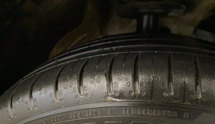 2022 MG HECTOR SHARP HYBRID 1.5 PETROL, Petrol, Manual, 81,106 km, Right Front Tyre Tread