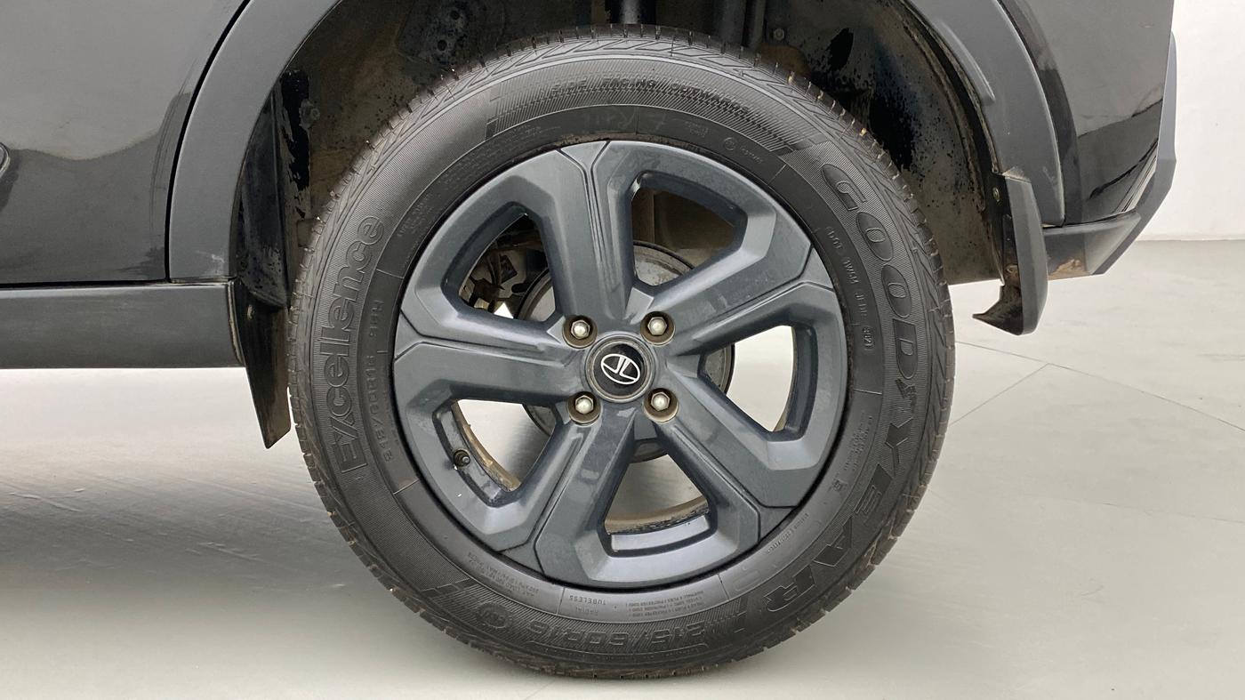 2021 Tata NEXON XZA+(O) DARK EDITION 1.2 RTN, Petrol, Automatic, 19,004 km, Left Rear Wheel