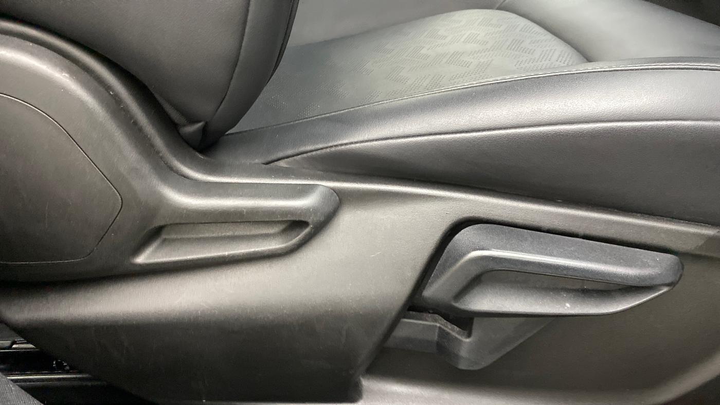 2021 Tata NEXON XZA+(O) DARK EDITION 1.2 RTN, Petrol, Automatic, 19,004 km, Driver Side Adjustment Panel