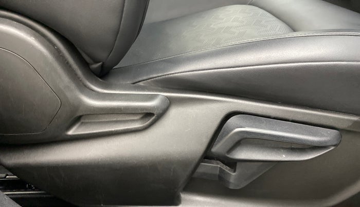 2021 Tata NEXON XZA+(O) DARK EDITION 1.2 RTN, Petrol, Automatic, 19,004 km, Driver Side Adjustment Panel