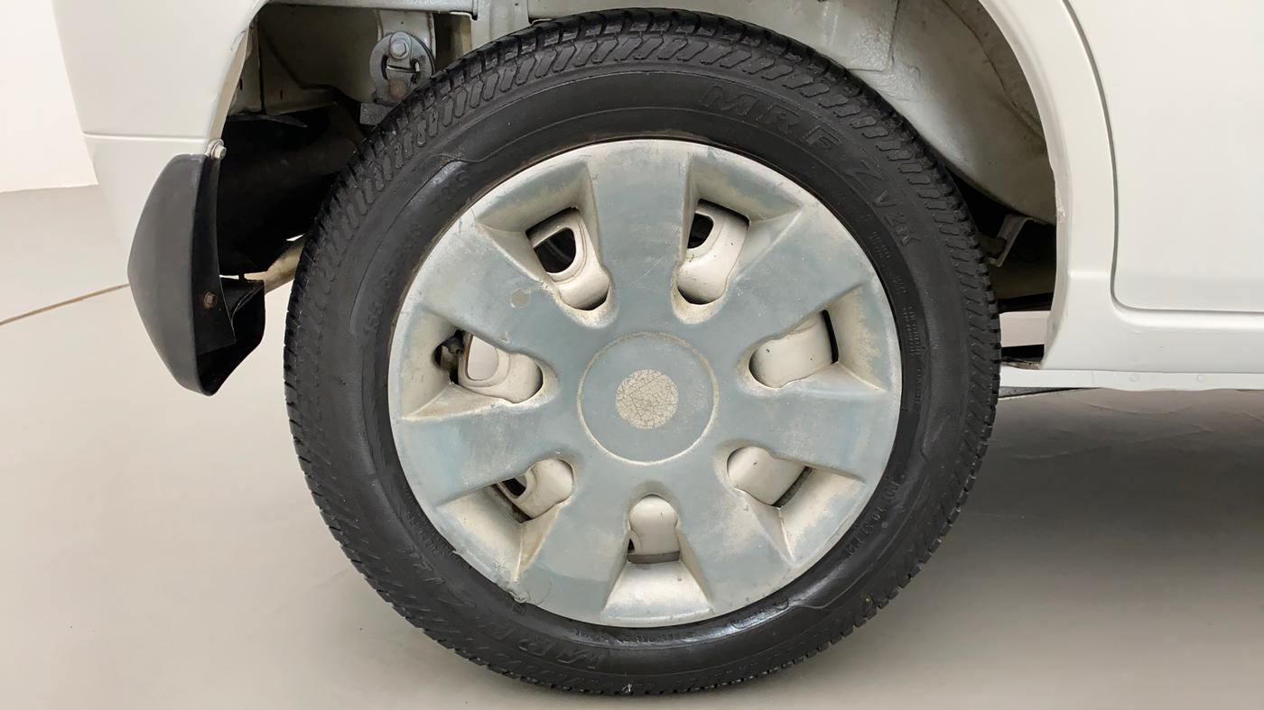 2013 Maruti Alto K10 LXI P, Petrol, Manual, 40,001 km, Right Rear Wheel