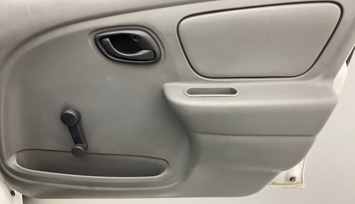 2013 Maruti Alto K10 LXI P, Petrol, Manual, 40,001 km, Driver Side Door Panels Control