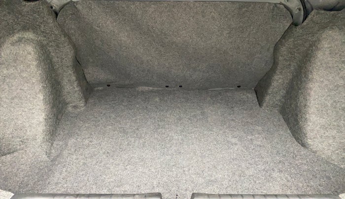 2019 Honda Amaze 1.2L I-VTEC VX CVT, Petrol, Automatic, 5,959 km, Boot Inside