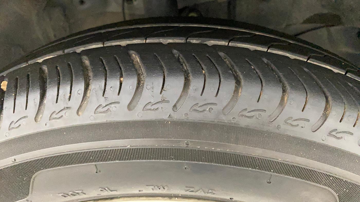 2019 Honda Amaze 1.2L I-VTEC VX CVT, Petrol, Automatic, 5,959 km, Right Front Tyre Tread