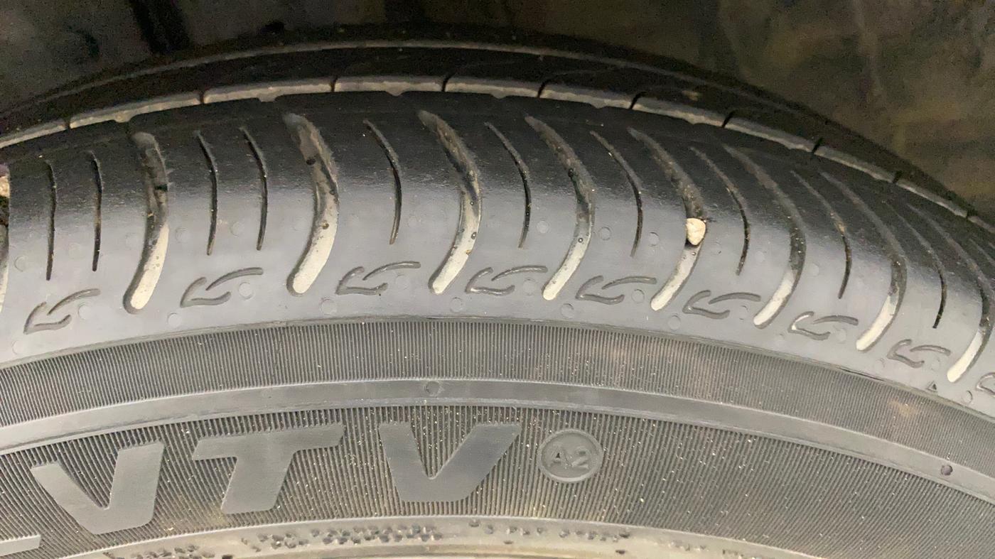 2019 Honda Amaze 1.2L I-VTEC VX CVT, Petrol, Automatic, 5,959 km, Left Front Tyre Tread