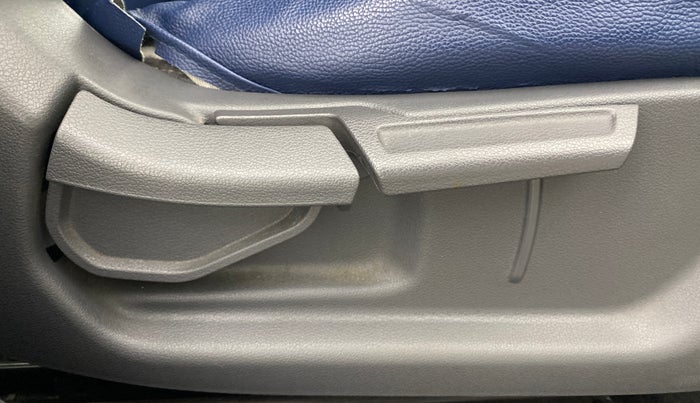 2021 Hyundai GRAND I10 NIOS SPORTZ AMT 1.2 KAPPA VTVT, Petrol, Automatic, 23,394 km, Driver Side Adjustment Panel