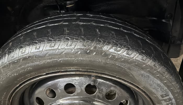2016 Maruti Wagon R 1.0 VXI, Petrol, Manual, 39,789 km, Right Front Tyre Tread