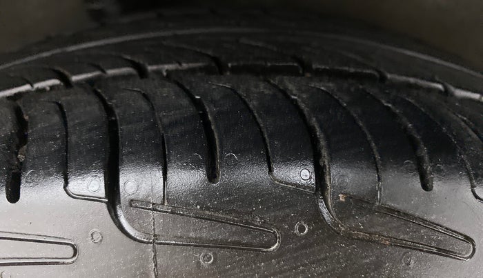 2011 Nissan Micra XV PETROL, Petrol, Manual, 63,002 km, Right Rear Tyre Tread