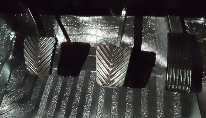 2018 Hyundai Elite i20 ASTA 1.2, Petrol, Manual, 37,545 km, Pedals