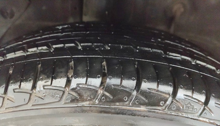 2018 Hyundai Elite i20 ASTA 1.2, Petrol, Manual, 37,545 km, Right Rear Tyre Tread