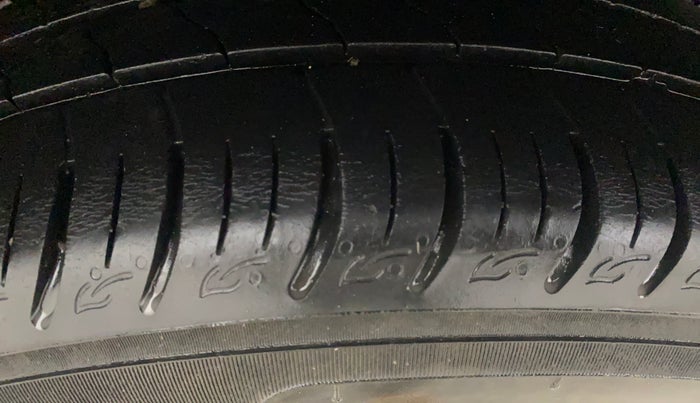 2022 Tata ALTROZ XZ PLUS PETROL, Petrol, Manual, 47,194 km, Right Rear Tyre Tread