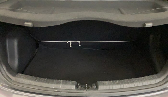 2018 Hyundai Grand i10 SPORTZ 1.2 KAPPA VTVT, Petrol, Manual, 49,371 km, Boot Inside