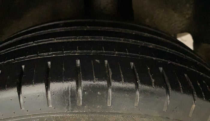 2019 Maruti Baleno ZETA PETROL 1.2, Petrol, Manual, 75,210 km, Left Rear Tyre Tread