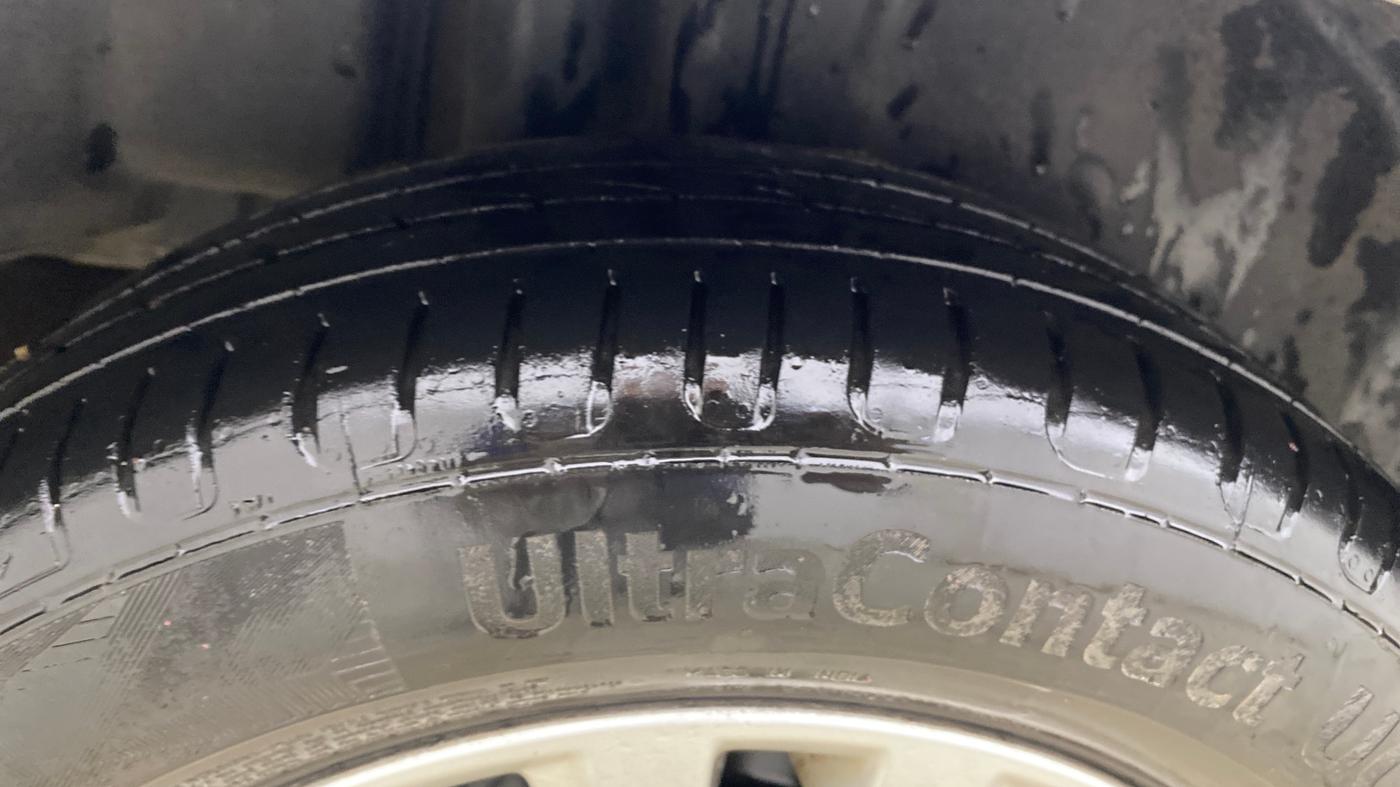 2015 Maruti Ciaz ZXI, Petrol, Manual, 93,729 km, Right Rear Tyre Tread