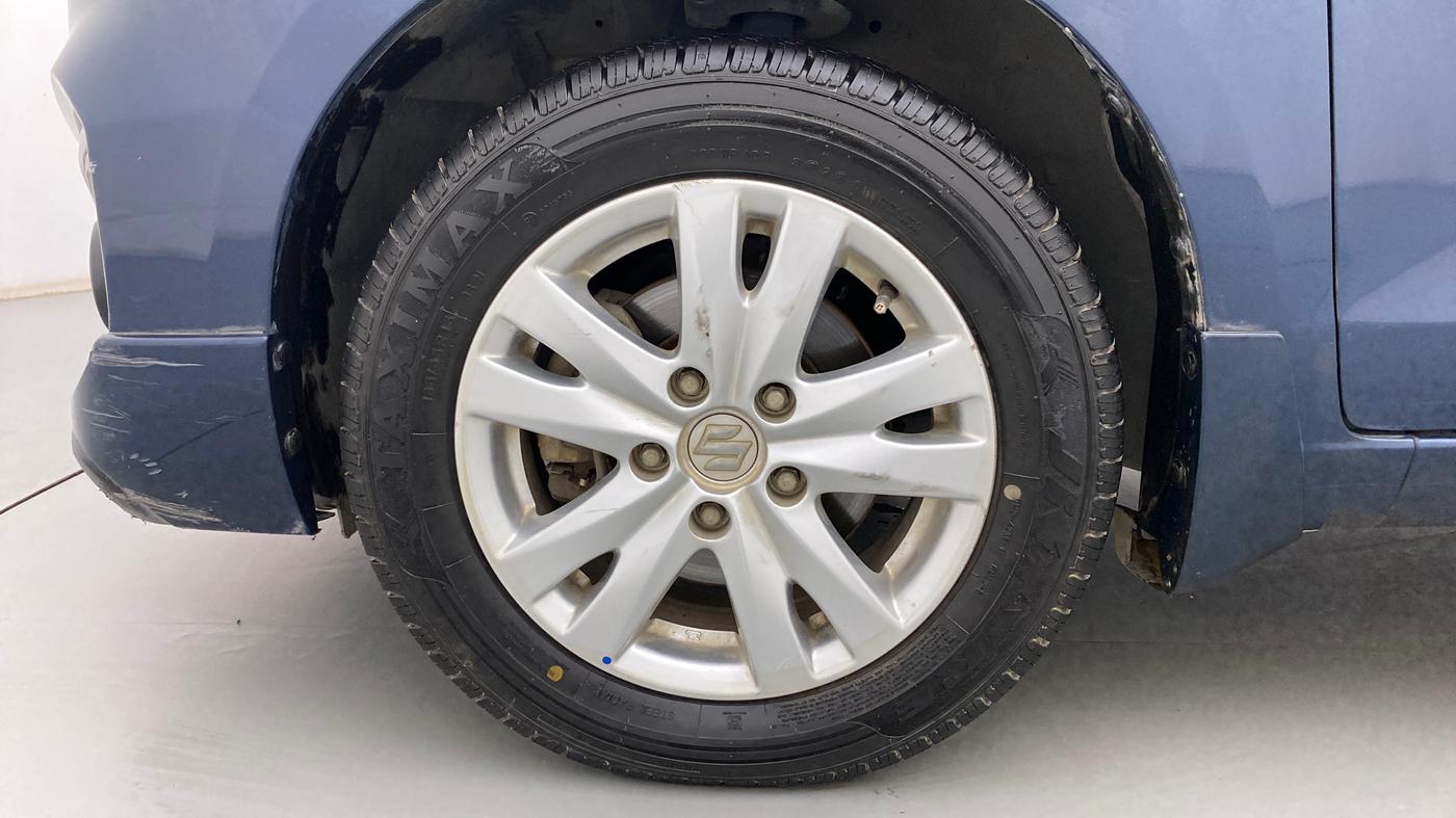 2018 Maruti Ertiga ZDI+ 1.3, Diesel, Manual, 53,179 km, Left Front Wheel