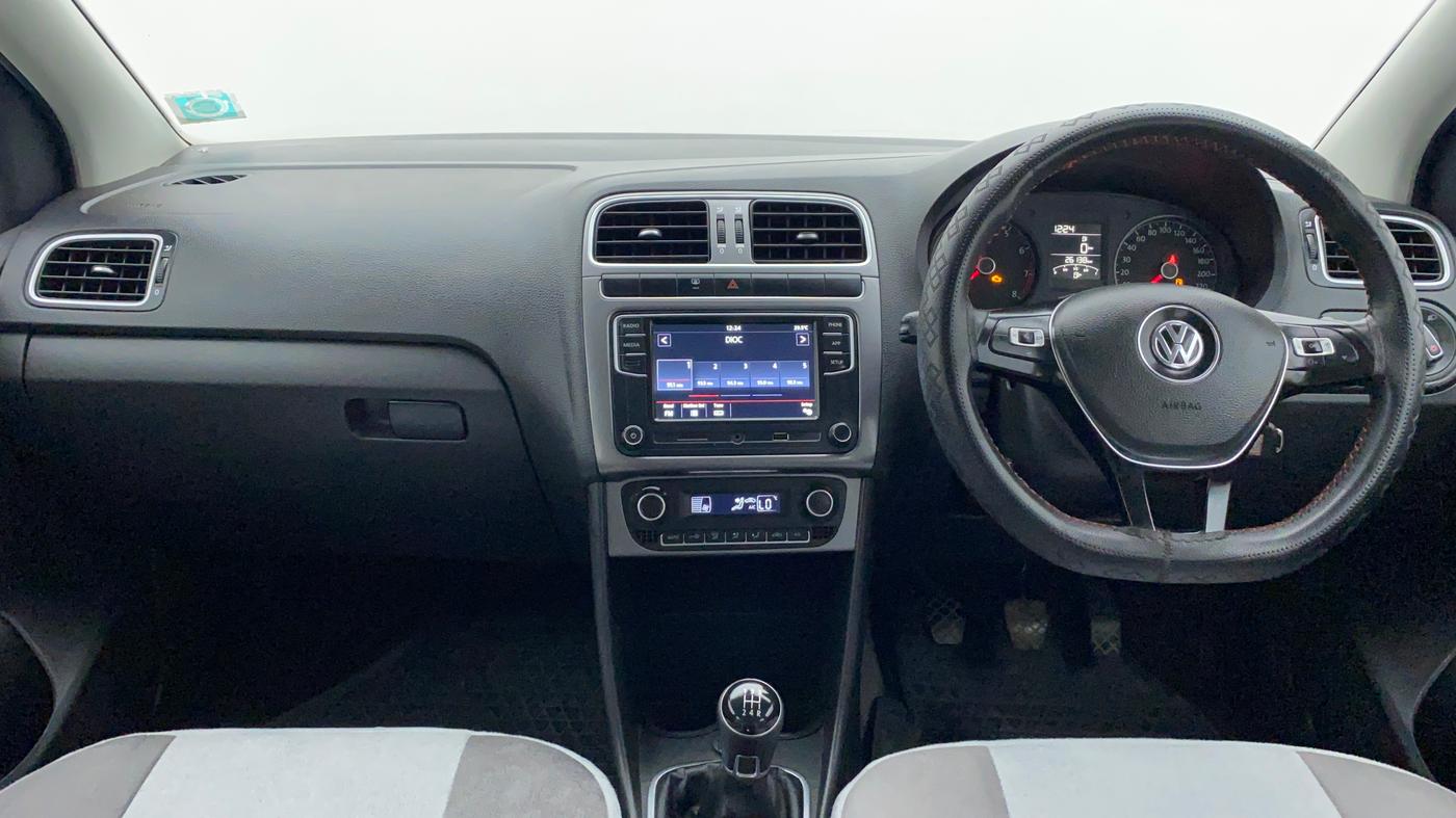 2019 Volkswagen Polo HIGH LINE PLUS 1.0, Petrol, Manual, 26,138 km, Dashboard View