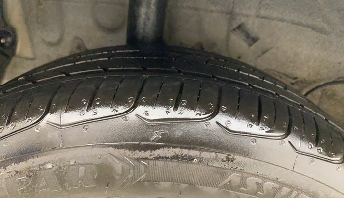 2023 Hyundai NEW I20 SPORTZ 1.2 MT, Petrol, Manual, 26,357 km, Right Rear Tyre Tread