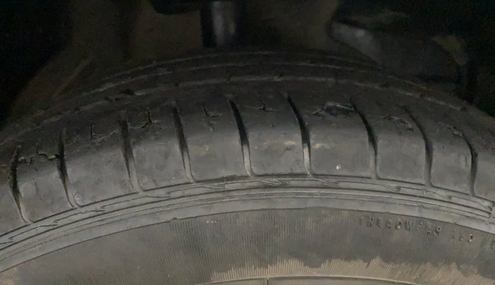 2020 MG HECTOR SHARP 2.0 DIESEL, Diesel, Manual, 46,369 km, Right Front Tyre Tread