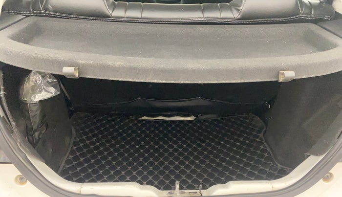 2019 Tata Tiago XZA PETROL, Petrol, Automatic, 35,348 km, Boot Inside