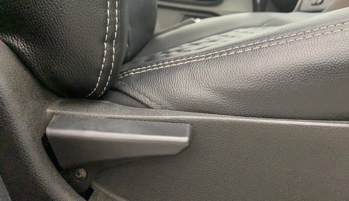 2019 Tata Tiago XZA PETROL, Petrol, Automatic, 35,348 km, Driver Side Adjustment Panel