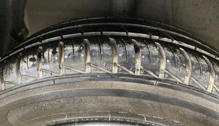 2020 Hyundai AURA S 1.2, Petrol, Manual, 18,726 km, Right Rear Tyre Tread