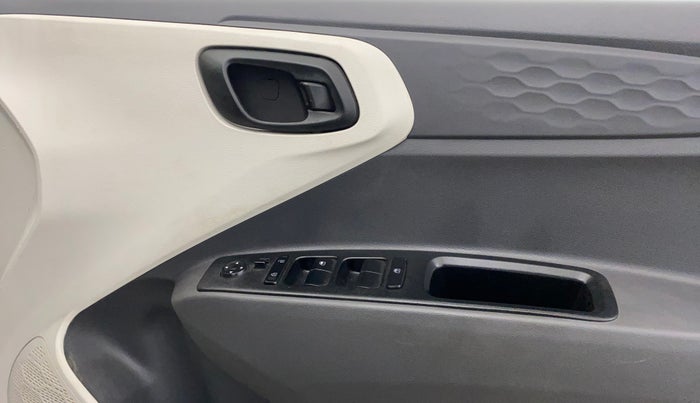 2020 Hyundai AURA S 1.2, Petrol, Manual, 18,726 km, Driver Side Door Panels Control