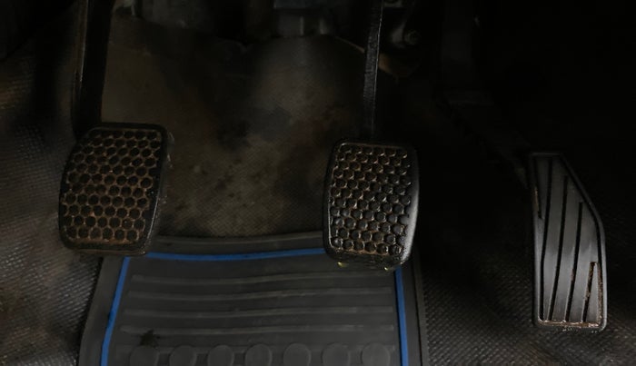 2019 Maruti Alto VXI, Petrol, Manual, 63,072 km, Pedals