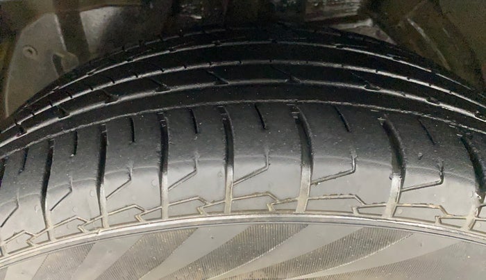 2019 MG HECTOR SHARP 1.5 DCT PETROL, Petrol, Automatic, 66,744 km, Left Front Tyre Tread