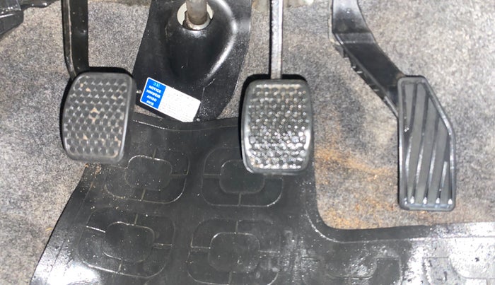 2015 Maruti Alto K10 VXI, Petrol, Manual, 20,222 km, Pedals